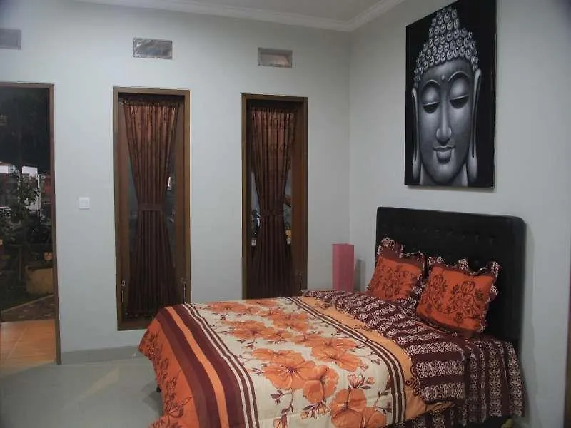 Nuka Beach Inn Kuta Lombok Indonesien