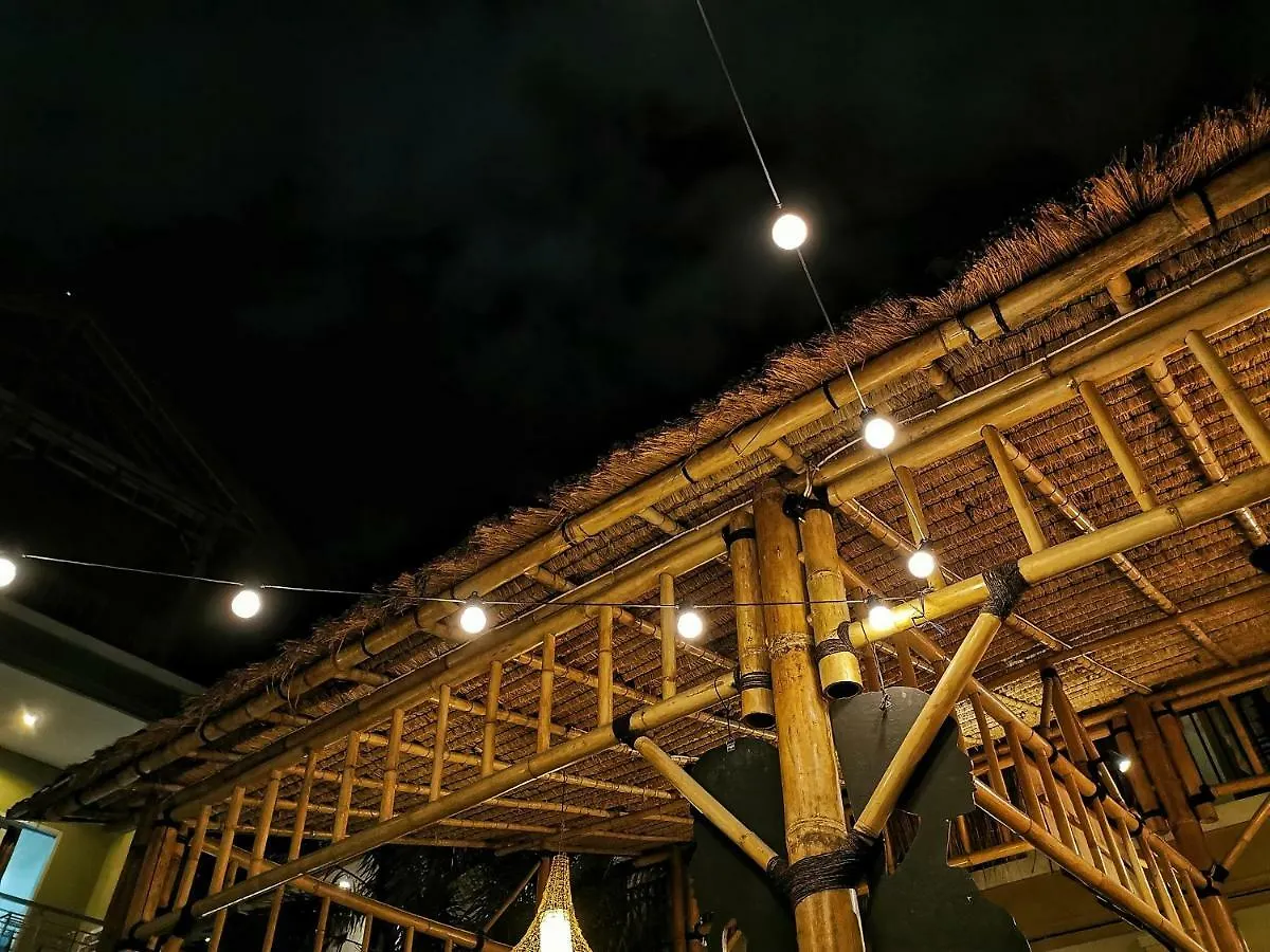 Nuka Beach Inn Kuta Lombok Vandrerhjem
